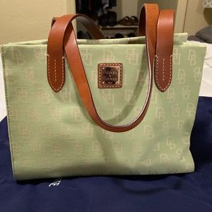 Dooney & Bourke Bag